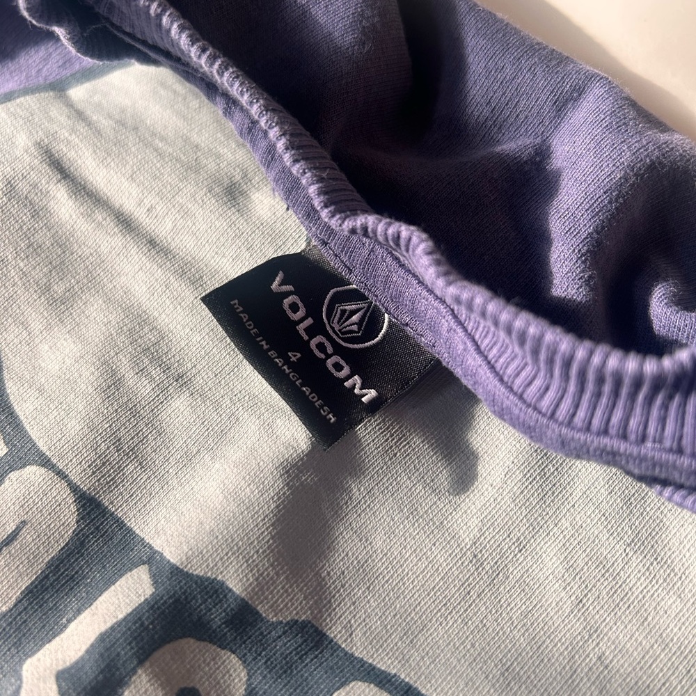 Volcom set - Picture 2 of 7